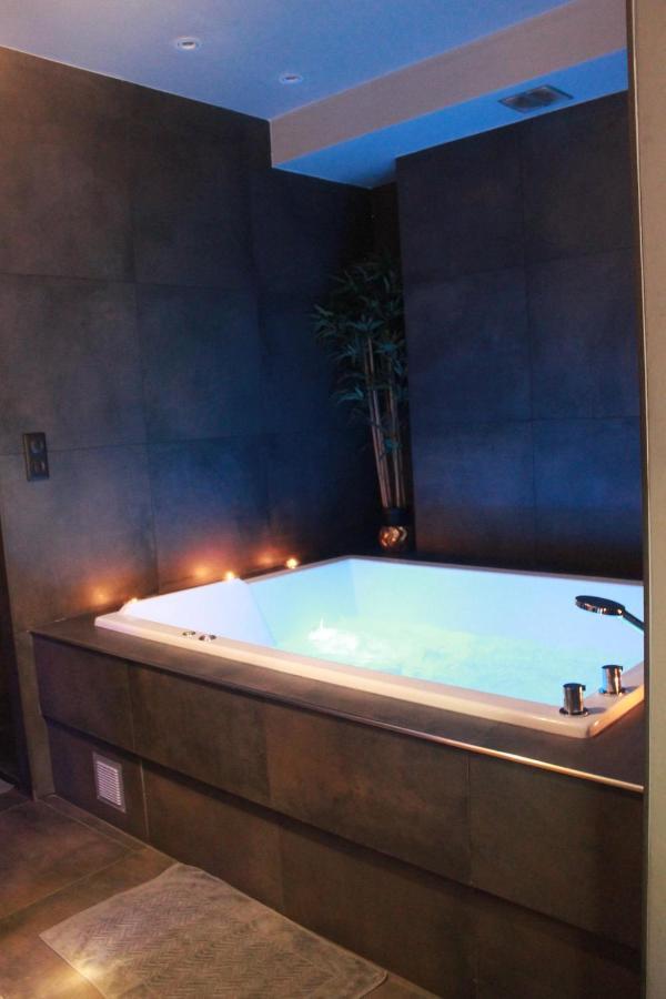 The Down Town Nenad'S Spa ดีจอง ภายนอก รูปภาพ