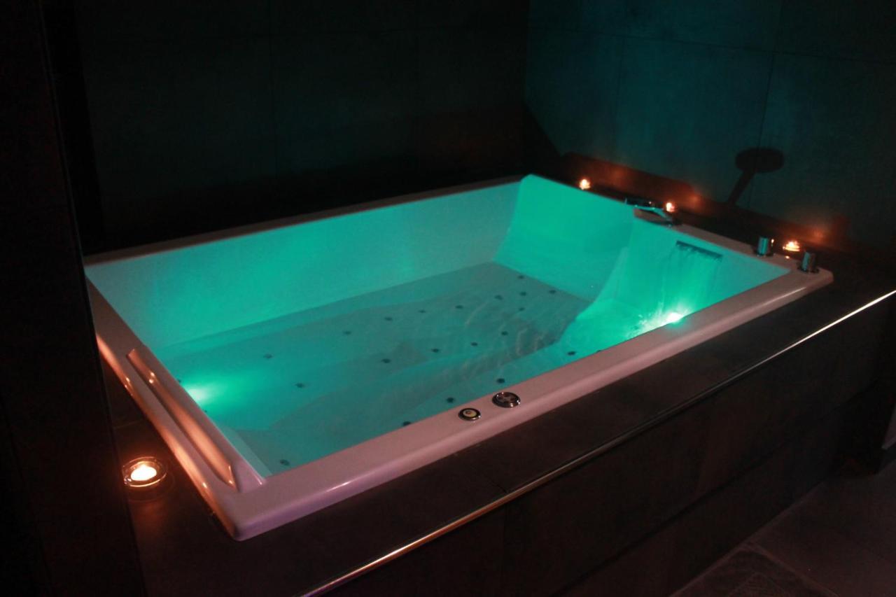 The Down Town Nenad'S Spa ดีจอง ภายนอก รูปภาพ